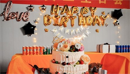 員工(gōng)生日會 來自西迪家人的關懷